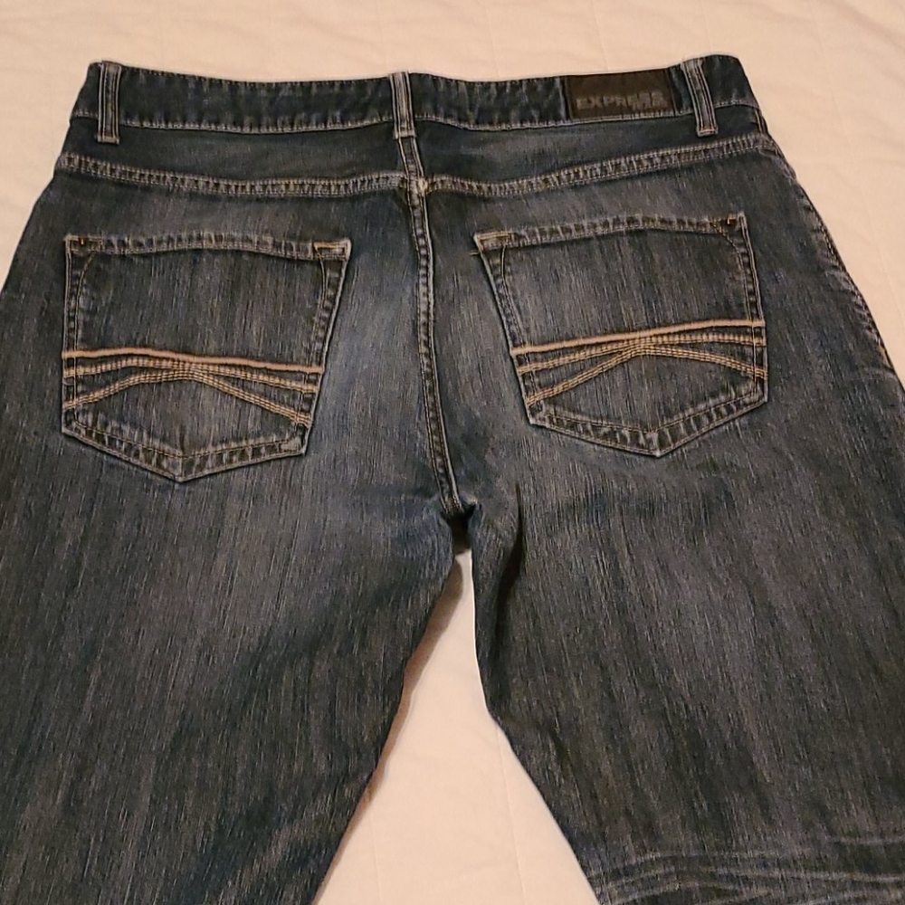 Express Jeans - Picture 3 of 4